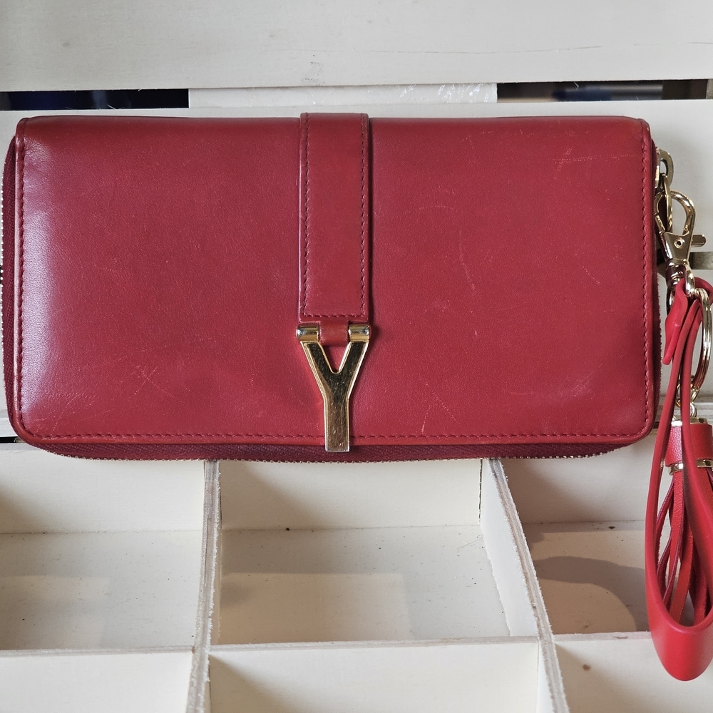 YSL Yves Saint Laurent 2014 "Y" Ligne "Chyc" Continental Wallet w/Wristlet - Picture 3 of 13